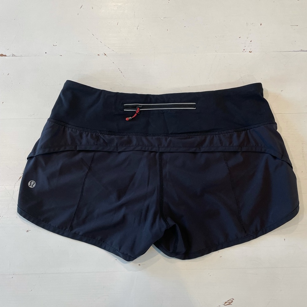 Lululemon black shorts